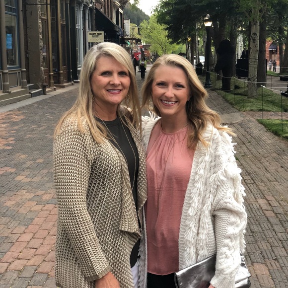 Meet your Posher, Tammy - Picture 2 of 6